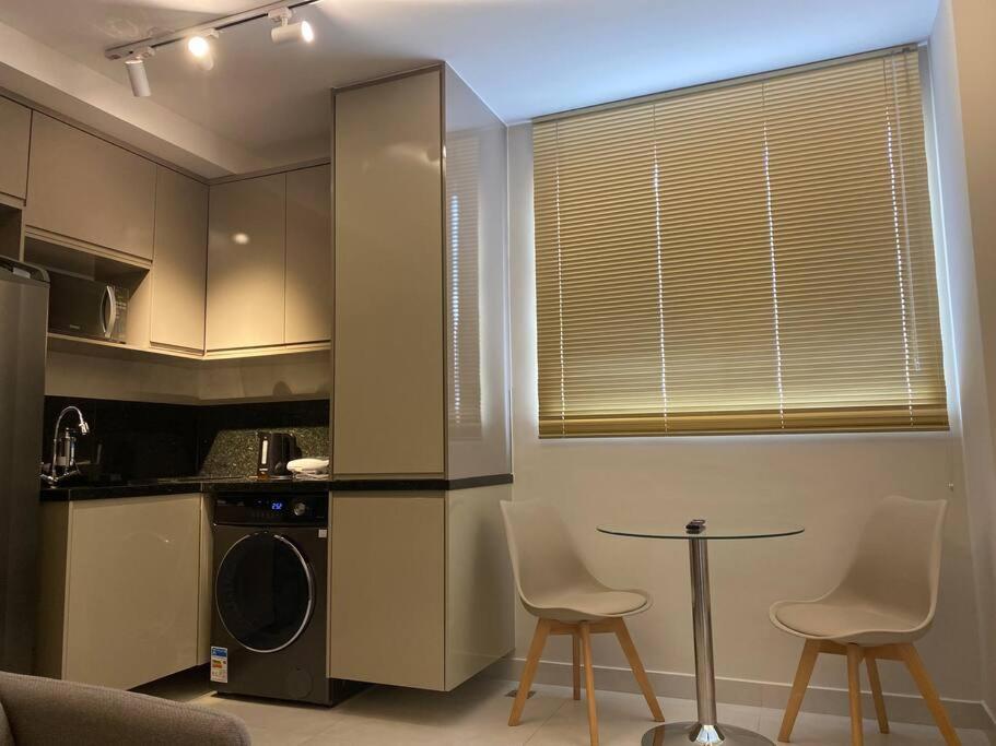 Apartamento Studio Completo - Proximo A Savassi Belo Horizonte Exterior foto